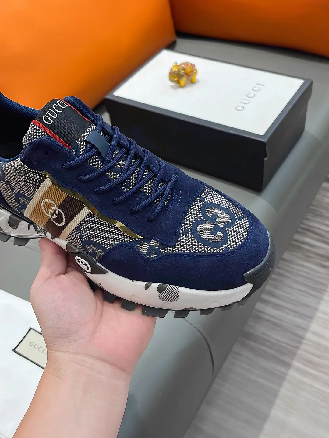 Men's shoes GUCCI "Gucci" P440 Regular size: 38-44 (casual shoes) Product materials: Selected cowhide upper, soft sheepskin lining; original outsole.